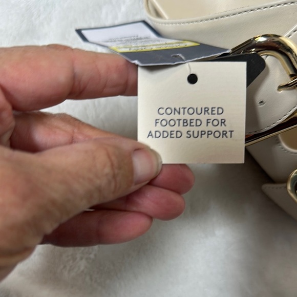 Universal Thread Cream Gold Buckle Sandals - Picture 8 of 10